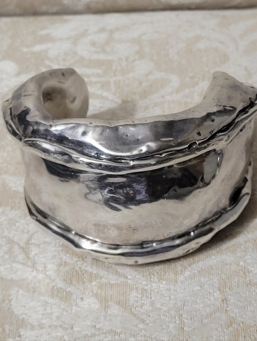 BAT AMI VINTAGE STERLING CUFF